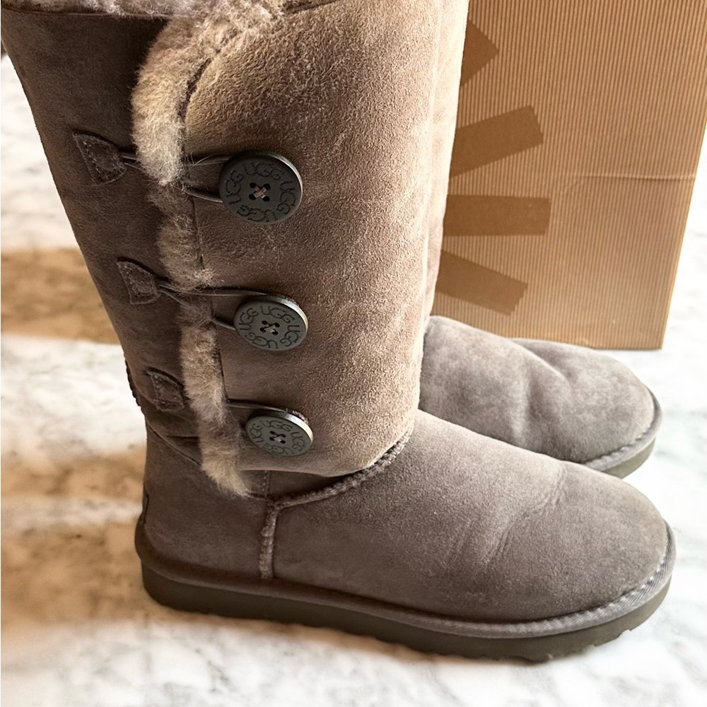 UGG Bailey Button Triplet